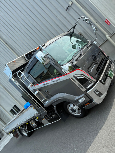 中型車