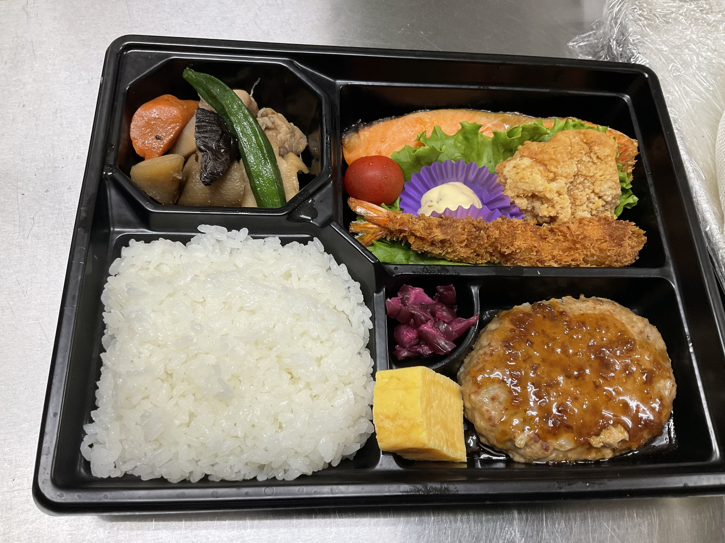 小貝川河畔のお弁当 SA•TO FOODS