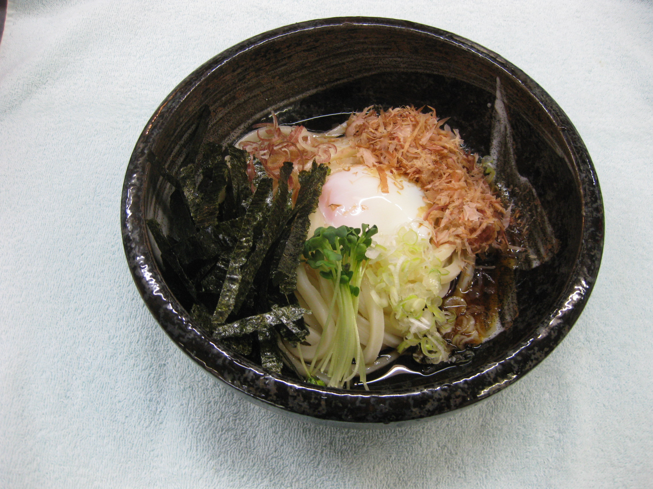 夏季メニュー温玉ぶっかけ