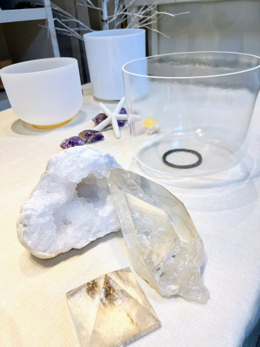 真夏のCrystal sound meditation 残席2名さまになりました