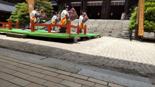滋賀県近江神宮...時の記念日３