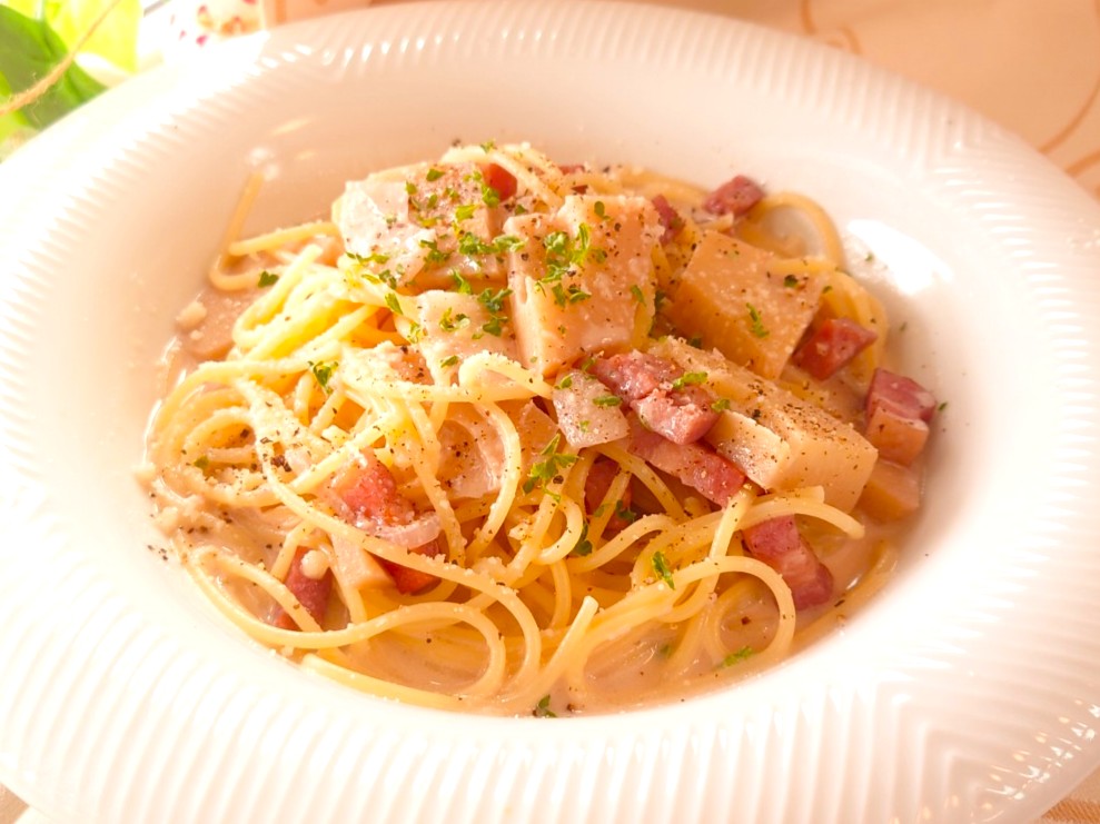 クリームパスタ