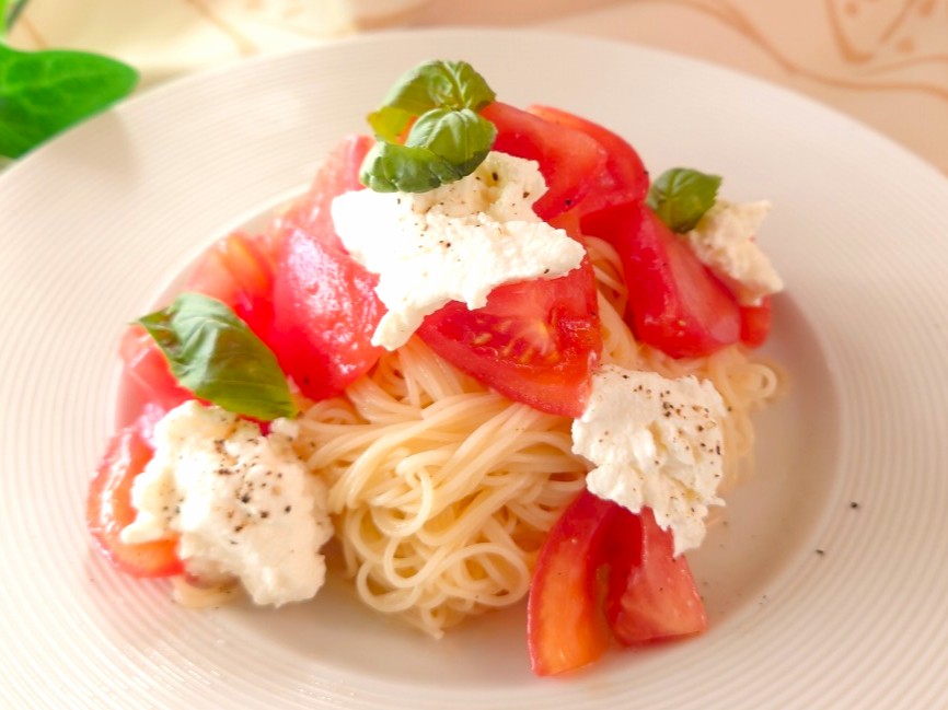 トマトパスタ