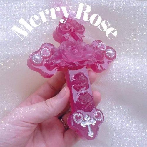 Merry Rose