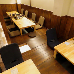 P050560355_480.jpg