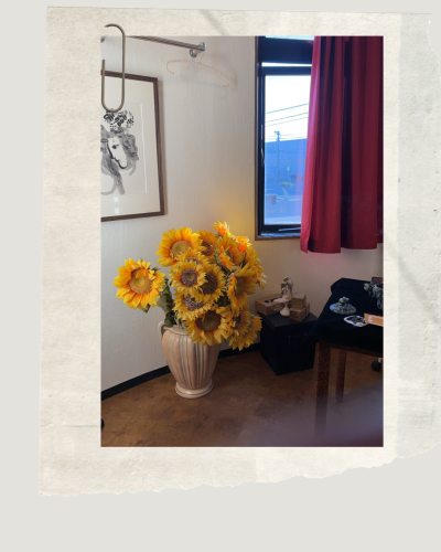 Neutral Geometric Photo Frame Portrait Instagram Post.png