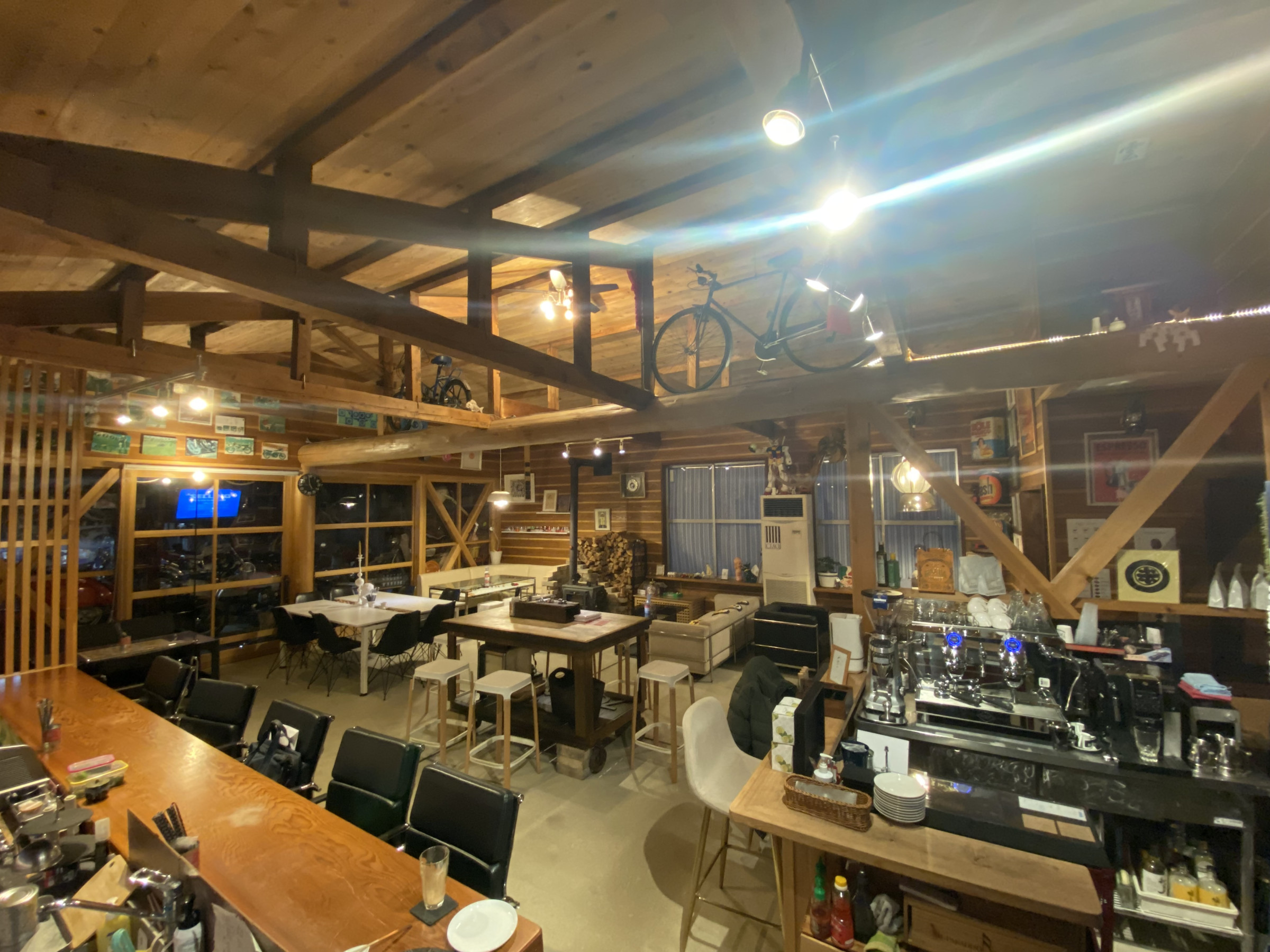 ☕️𓈒店内🍕