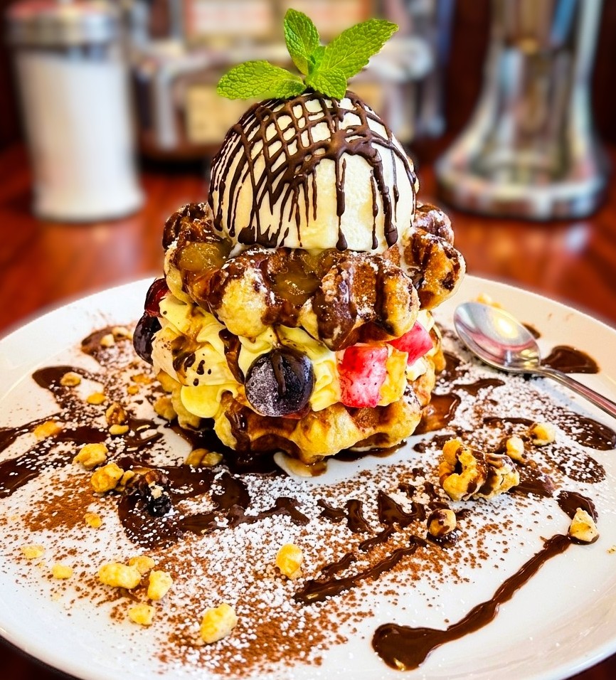 ベルギーワッフルのチーズケーキサンド / Beigiam Waffle Cheeseckake Sandwich