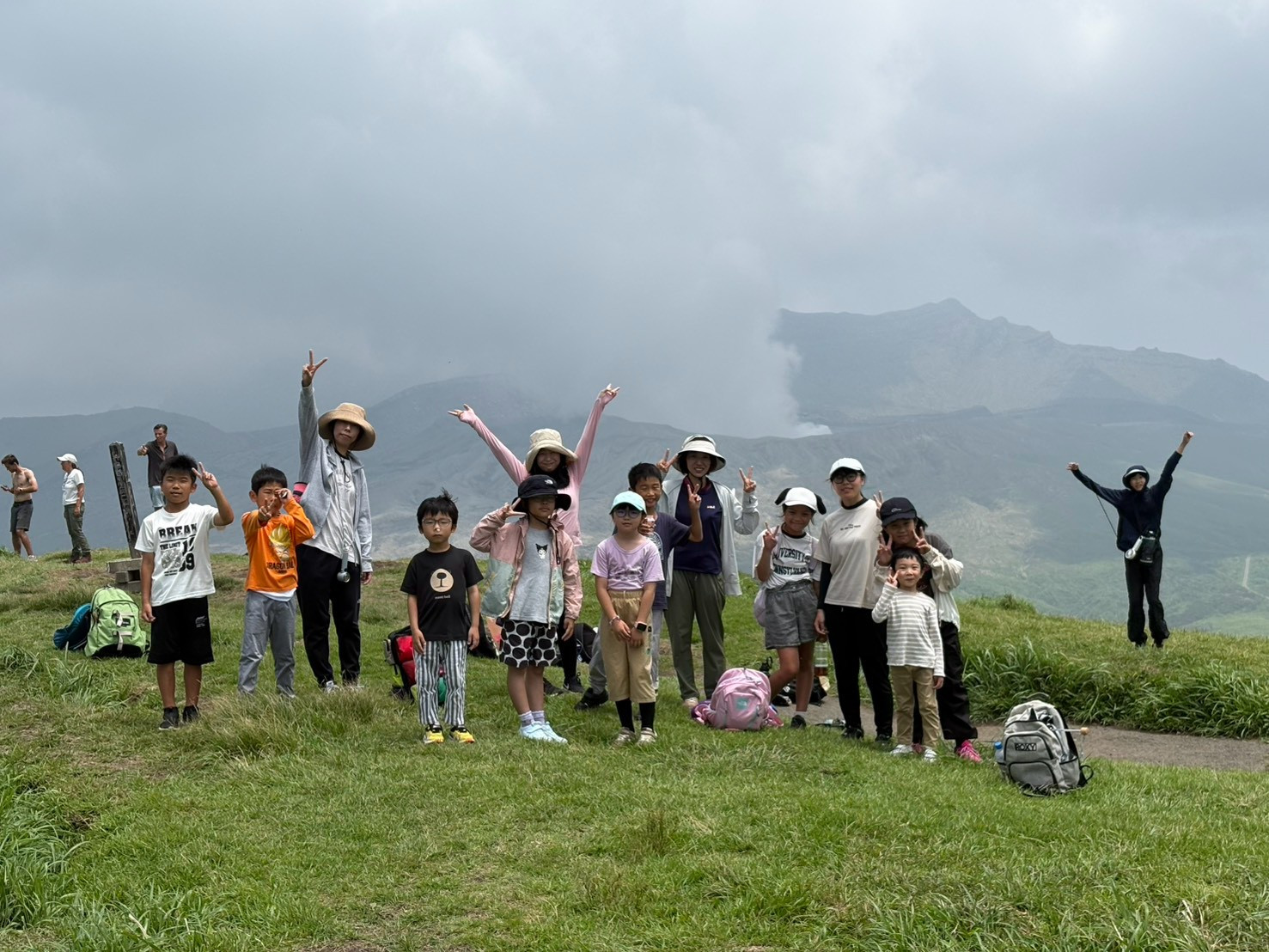 夏の山の学校で阿蘇杵島岳（１３２１ｍ）に登りました！