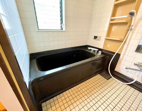 18.bath.jpg