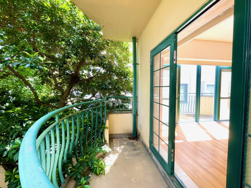 28.balcony-2.jpg