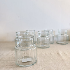 petit flower vase low