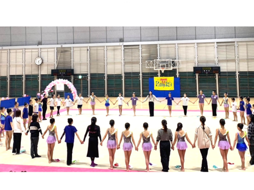 江戸川区新体操クラブ 幼児、小学生、リボンやボールを使って楽しく
