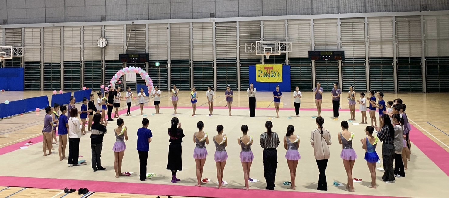 江戸川区新体操クラブ 幼児、小学生、リボンやボールを使って楽しく