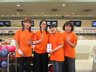 女性部対抗親睦ボウリング大会
