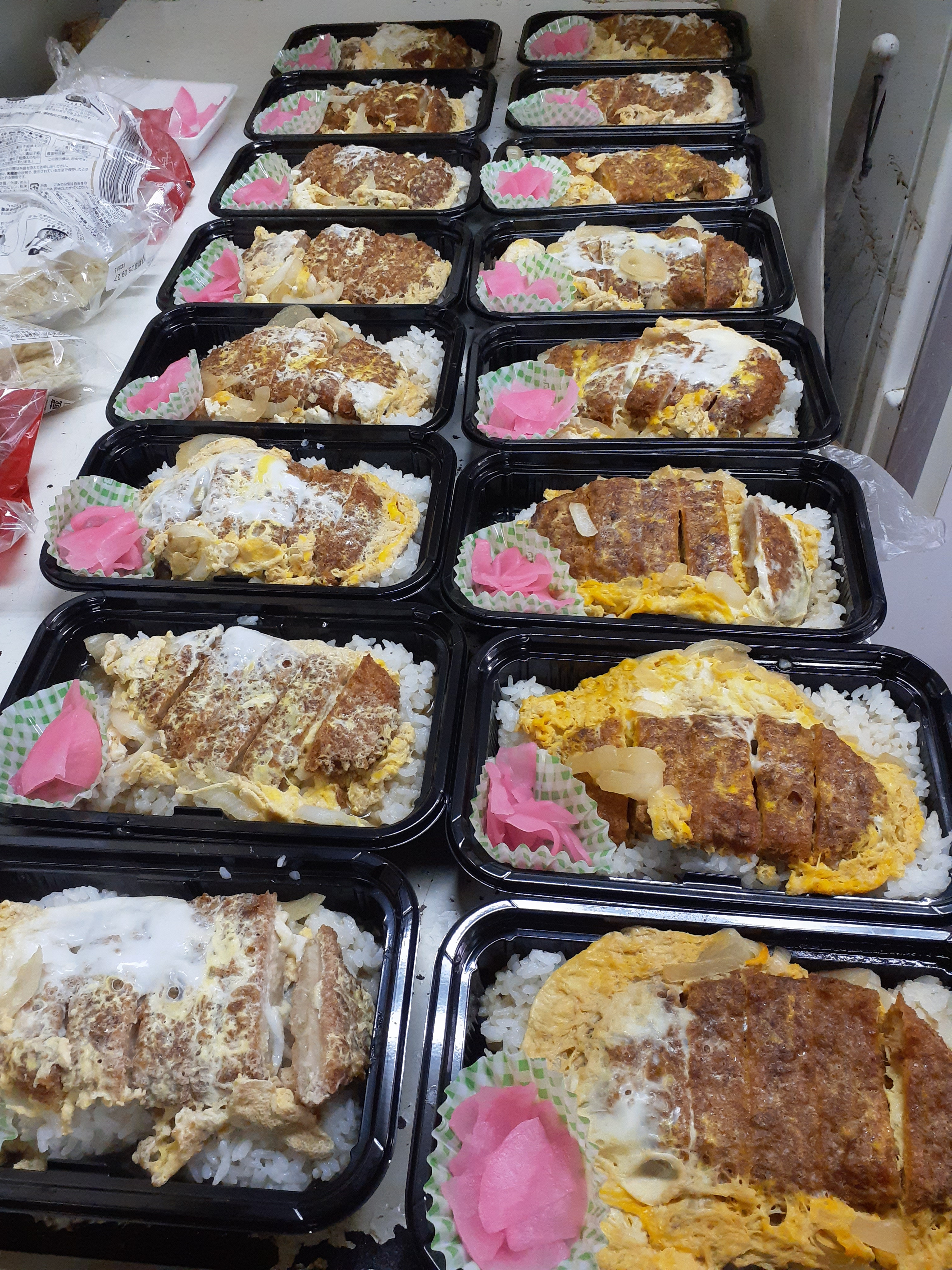 三元豚ロースとんかつ丼