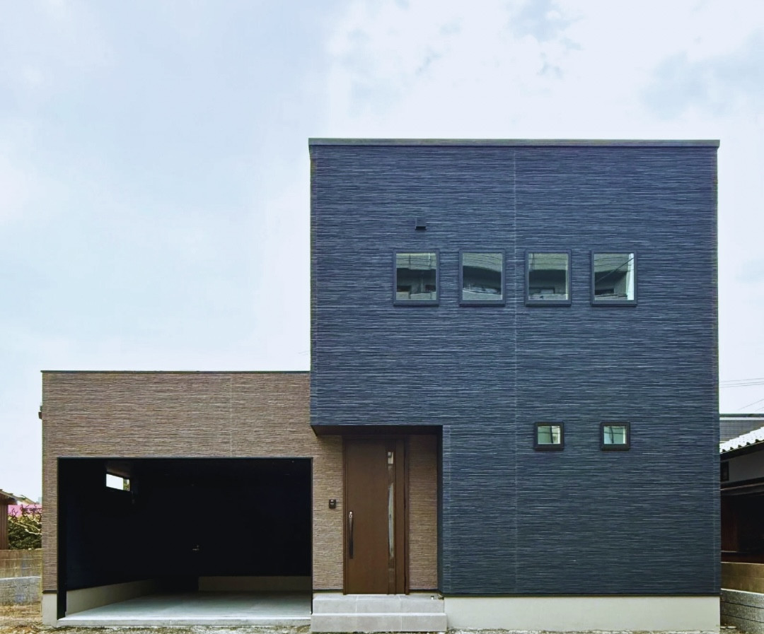 グレー　白　シンプル　住宅　完成見学会　チラシ　A4 (Instagram投稿（正方形）) (A4)のコピー (A4（横）)のコピー (A4)のコピー (A4（横）) (Instagramの投稿) (チラシ（A4）)のコピーのコピー - 1.jpg