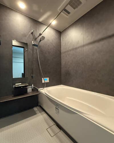 グレー　白　シンプル　住宅　完成見学会　チラシ　A4 (Instagram投稿（正方形）) (A4)のコピー (A4（横）)のコピー (A4)のコピー (A4（横）) (Instagramの投稿) (チラシ（A4）)のコピーのコピーのコピーのコピー.zip - 4.PNG