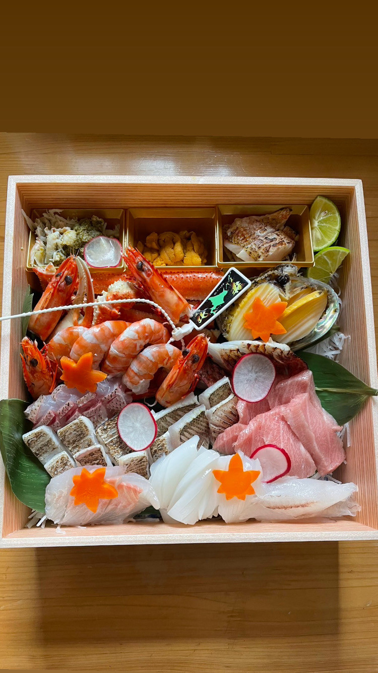 特上造り盛り合わせ（雲丹入り）