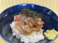 海鮮丼