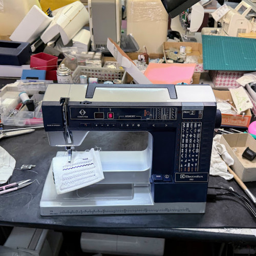 エレクトロラックスミシン990ミシン修理大阪府.jpg