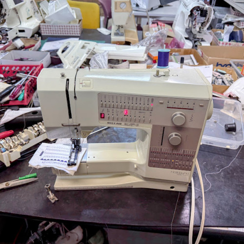 リッカーミシンホリデーヌ1240ミシン修理山口県.jpg