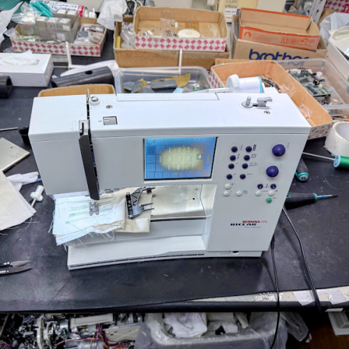 リッカーミシンベルニナ170ミシン修理石川県.jpg