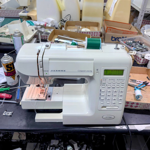 ジャノメミシンS7700ミシン修理兵庫県.jpg