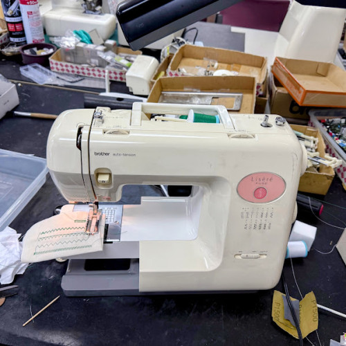 ブラザーミシンリゼレミシン修理大阪府.jpg