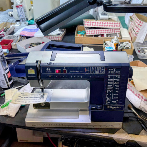 エレクトロラックスミシン９９０Ｓミシン修理大阪府.jpg