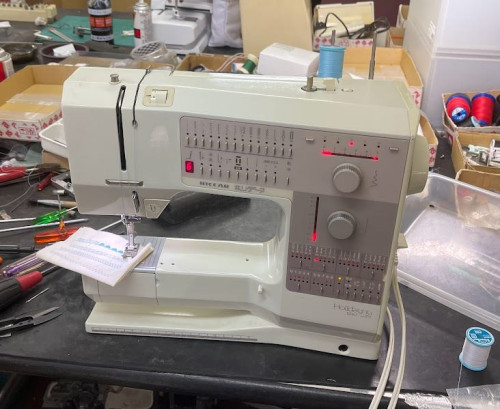 リッカーミシンホリデーヌ1240ミシン修理東京都.jpg
