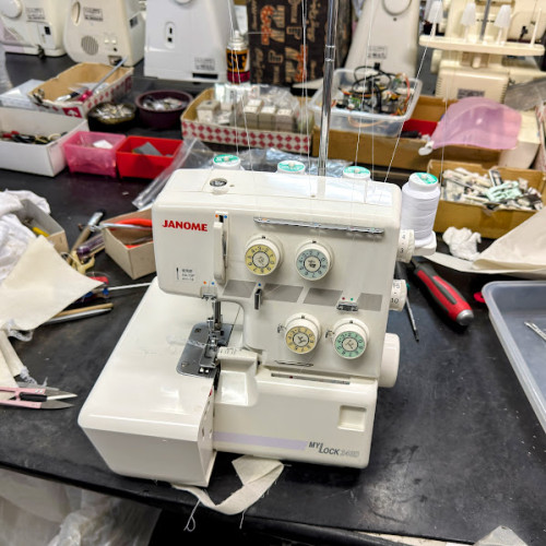 ジャノメミシンマイロック240Dミシン修理埼玉県.jpg