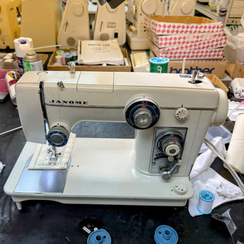 ジャノメミシントピア801ミシン修理大阪府.jpg