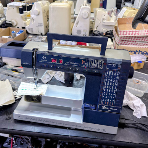 エレクトロラックスミシン990ミシン修理北海道.jpg