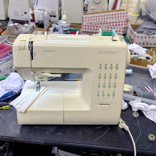 シンガーミシンSRE1300ミシン修理大阪府.jpg