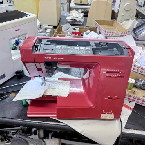 ブラザーミシンテンデイミシン修理.jpg