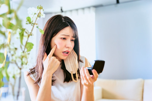最近肌のゴワつきやかゆみが気になる…それ、黄砂の影響かも？