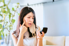 最近肌のゴワつきやかゆみが気になる…それ、黄砂の影響かも？