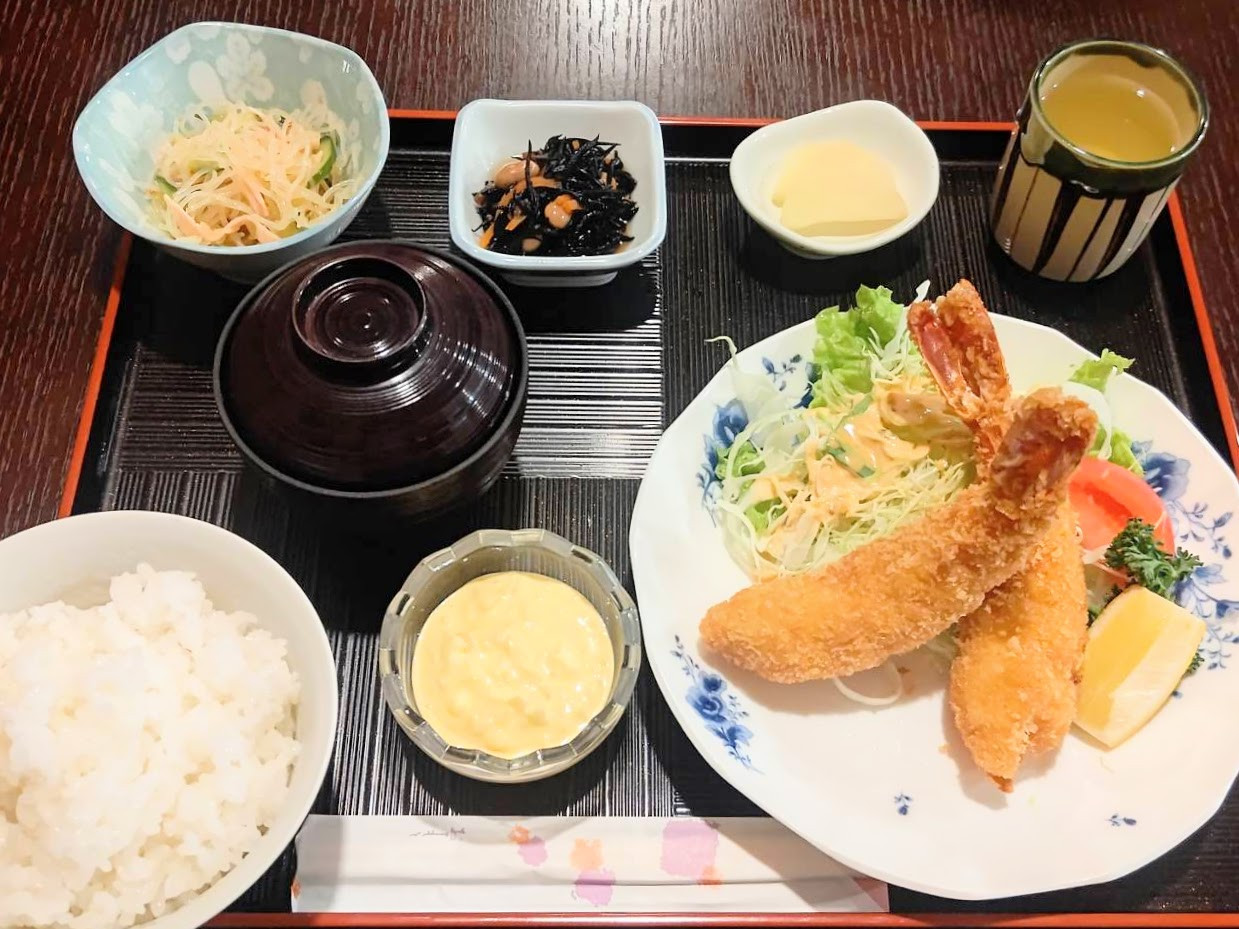 エビフライ定食