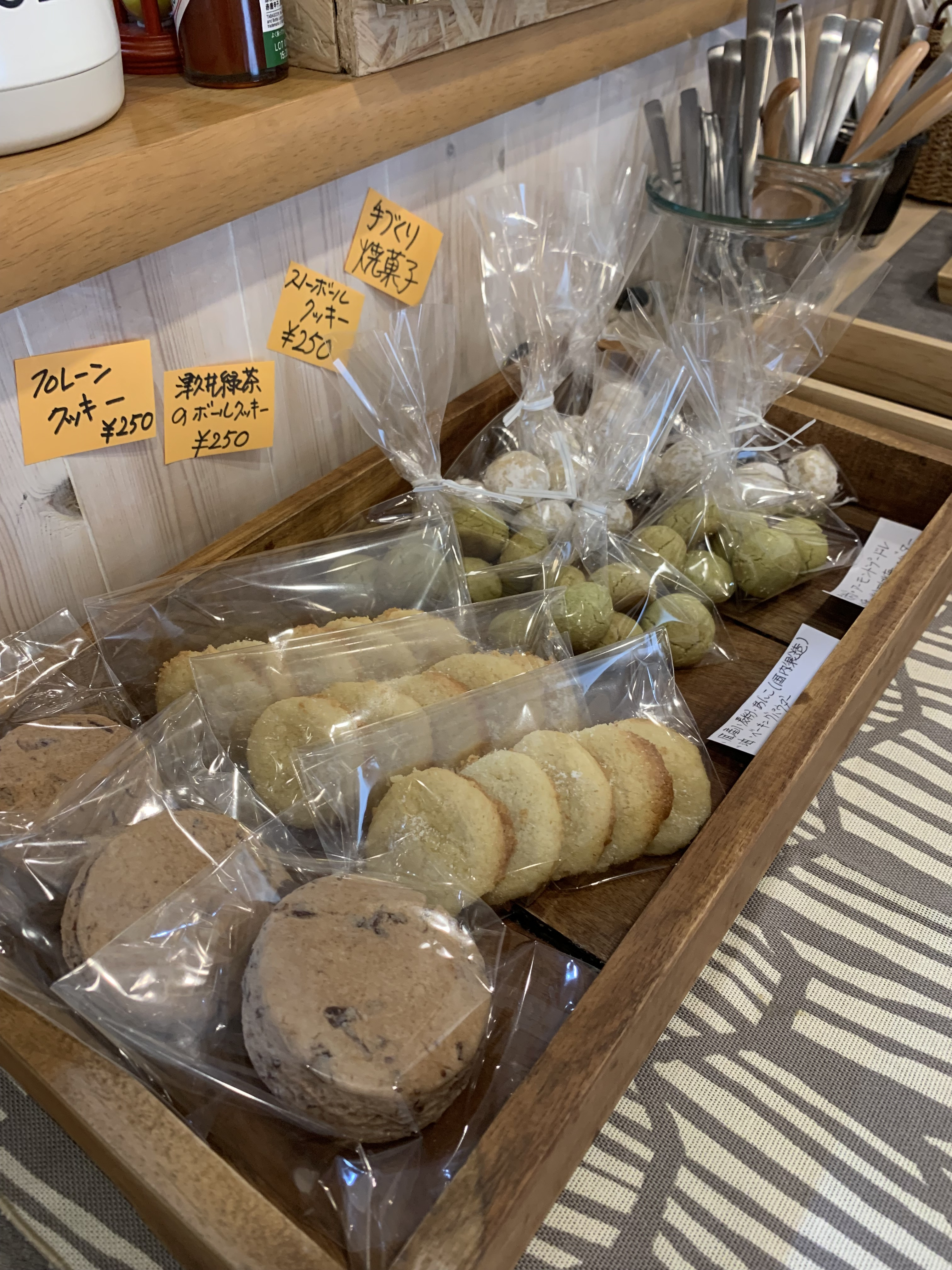 アペーゴ ツーの焼き菓子