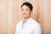 山本康博 先生