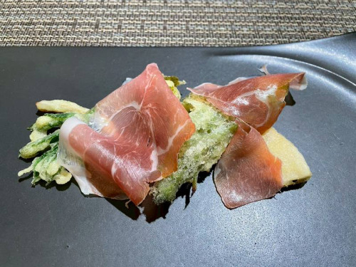 山菜フリットとスペイン産生ハム.jpg