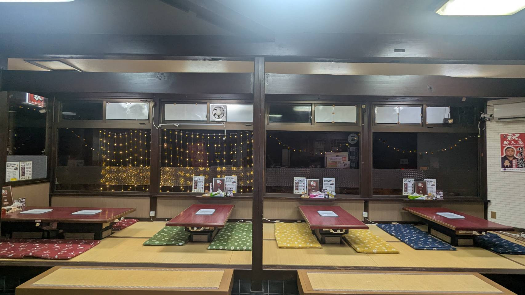 ２階は最大30名収容　宴会にどうぞ