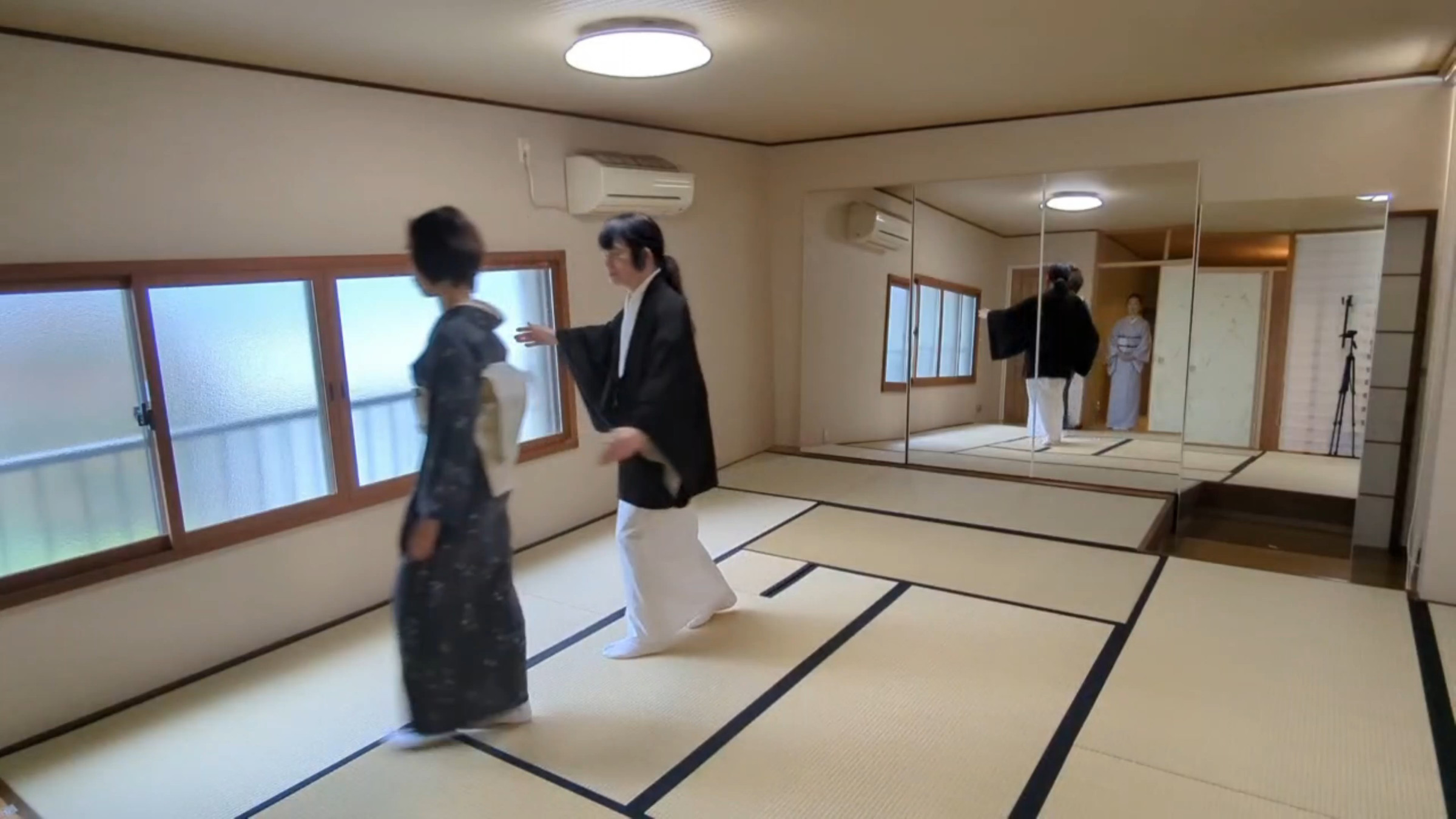 波動を送る