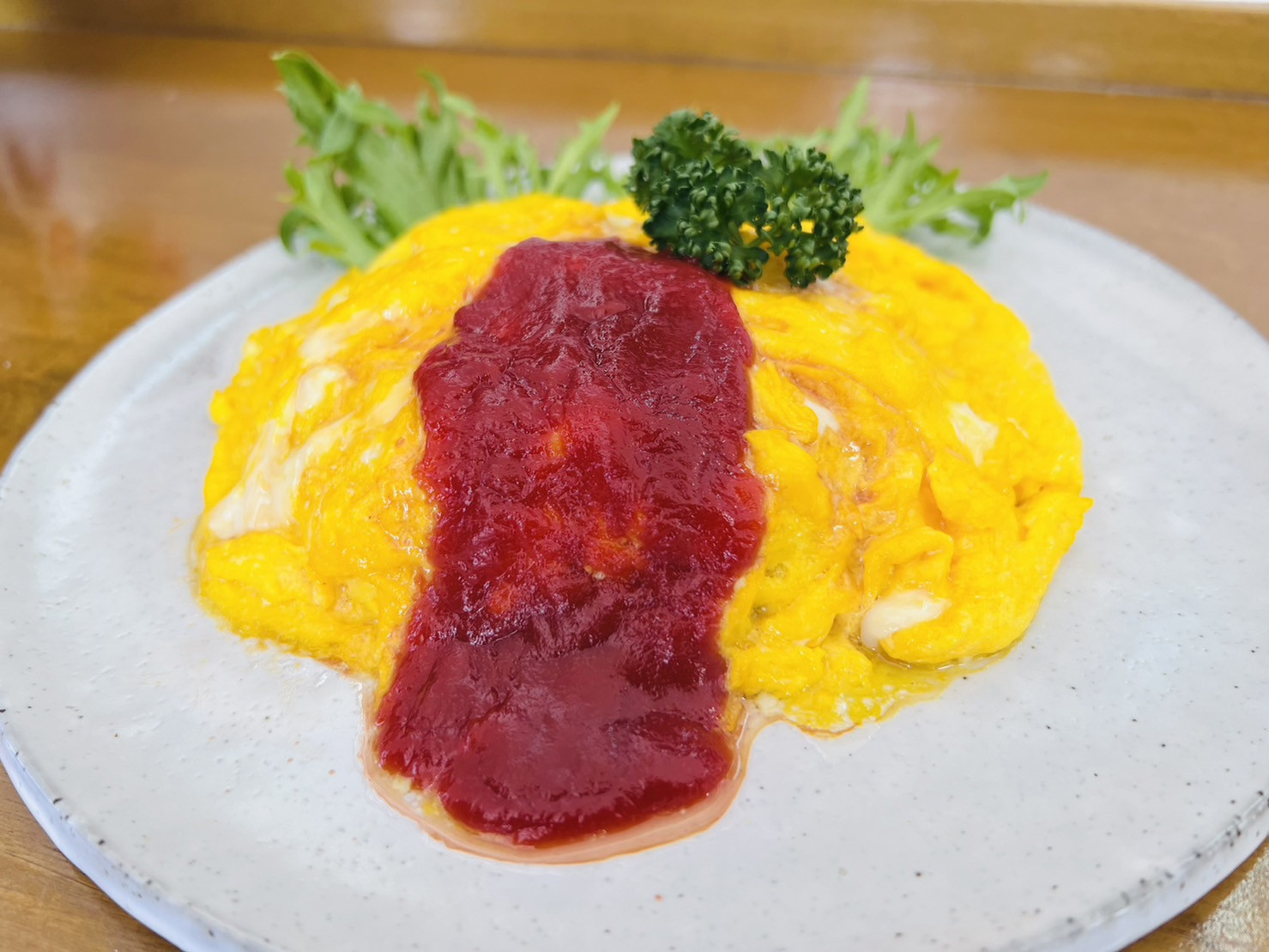 オムライス　（大塚鶏卵かぐや媛使用)