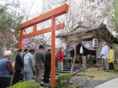 末社　丸高稲荷神社.jpg