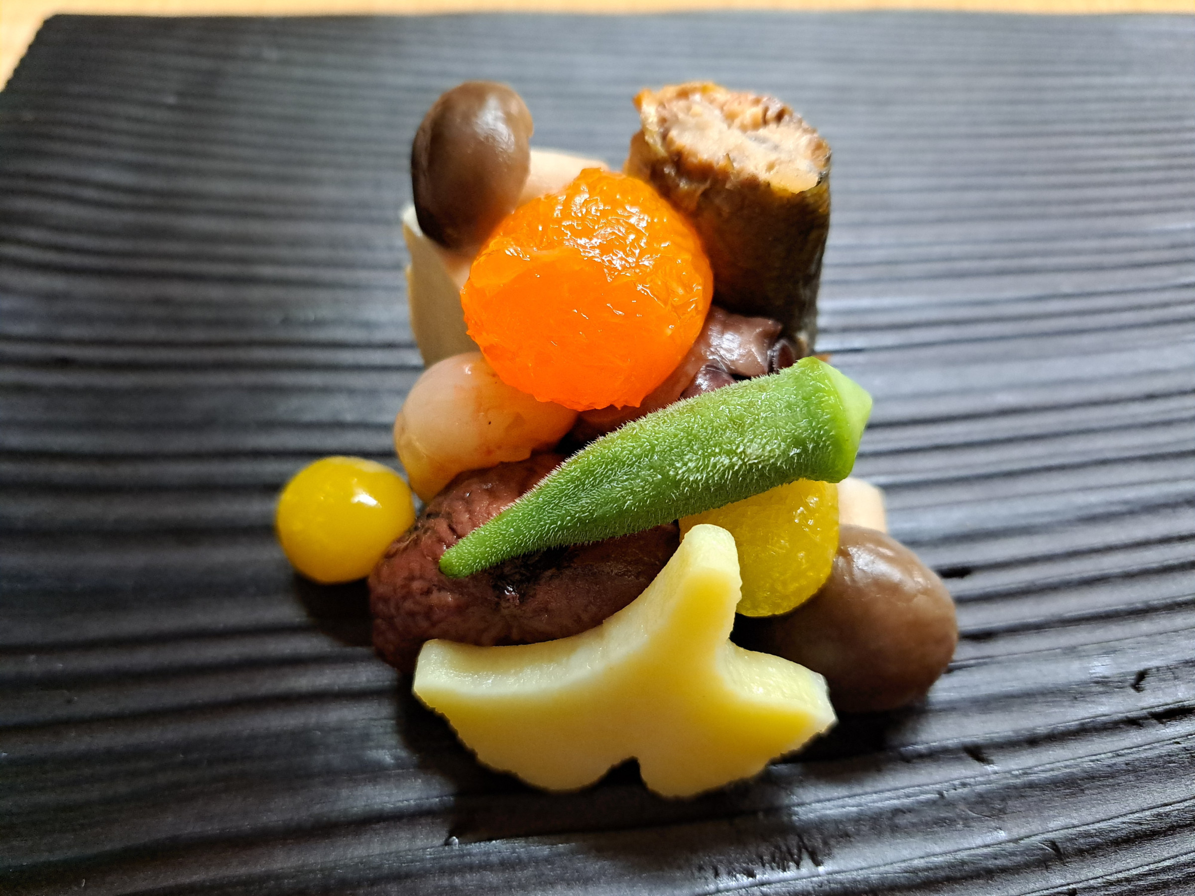 口取り　栗、鮎、豆腐、タコ、