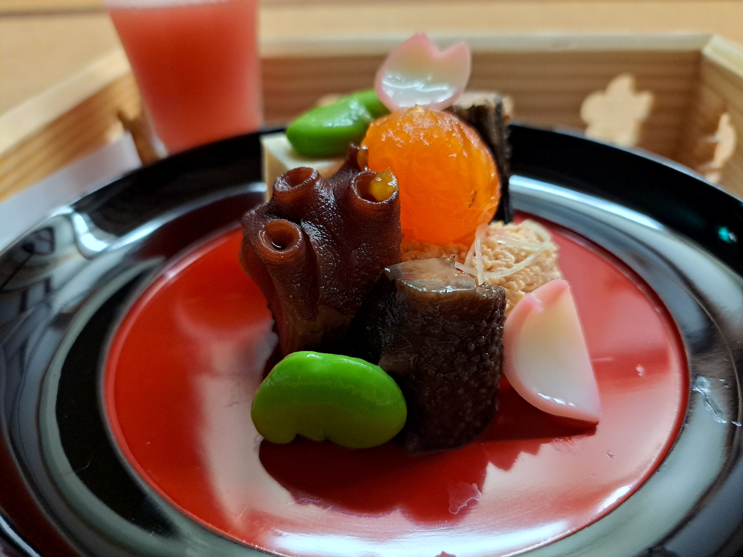 口取り　チ–ズ寄せ、鰯、鯛真子、タコ、生子