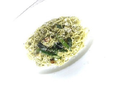 季節の限定パスタジェノベゼクリーム.jpg
