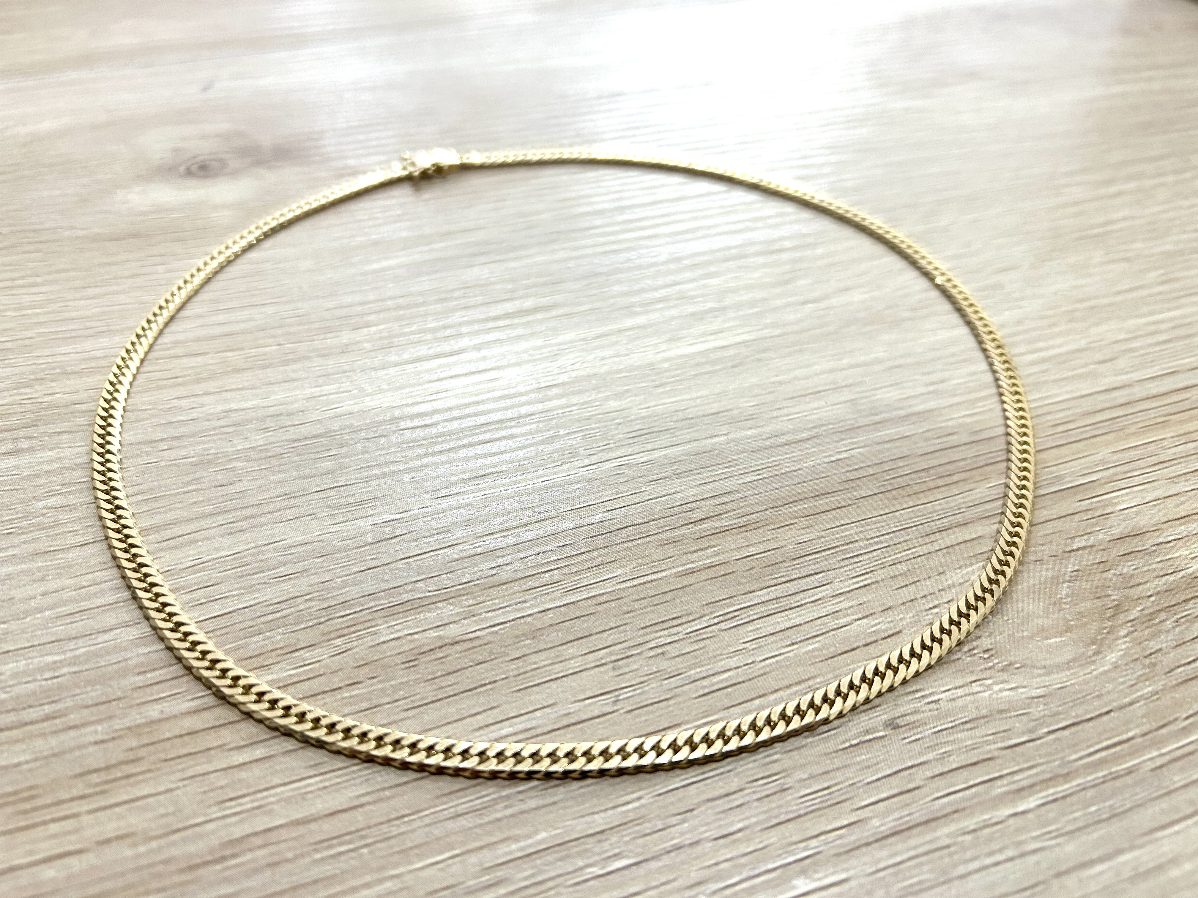 13日火曜日は火曜日恒例の出張買取メインの日。件数少な目です。